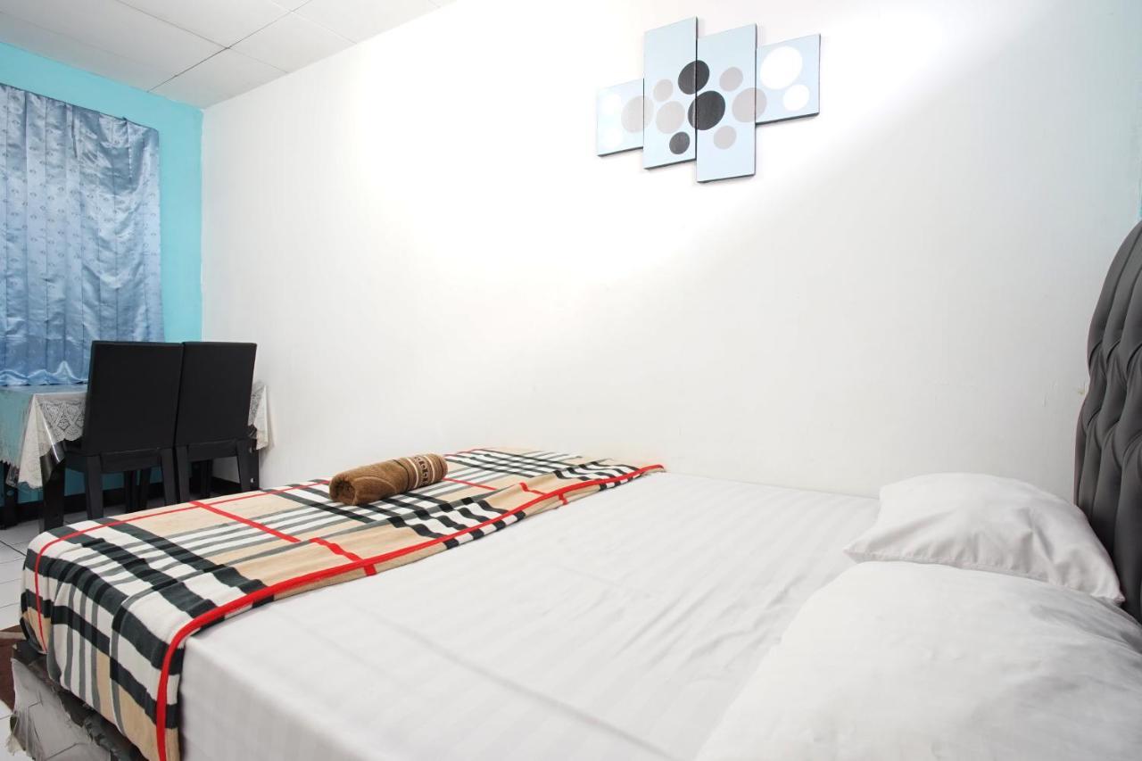Hostel Zenrra Backpacker Bandung Exterior foto